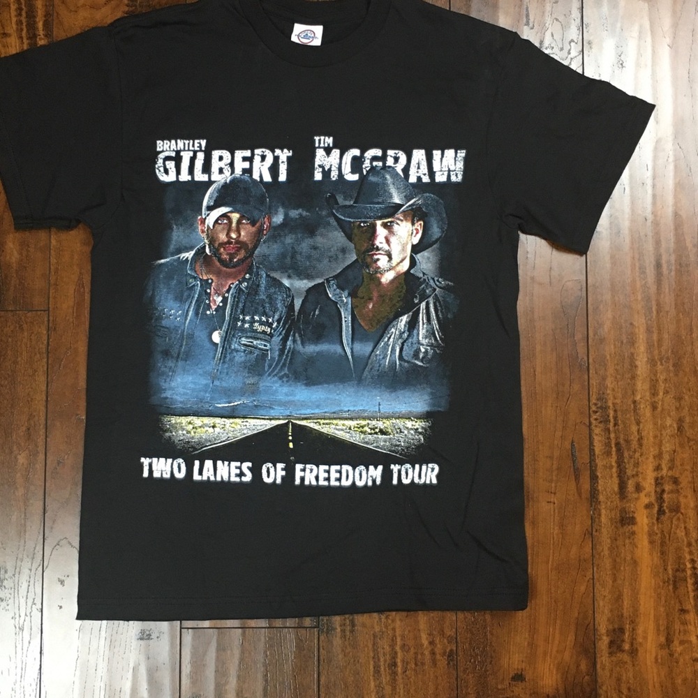 Tim McGraw/ Brantley Gilbert Two Lanes Of Freedom 2013 Tour Black T-Shirt Medium